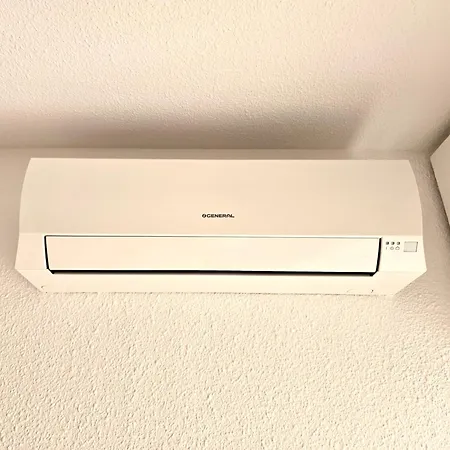 Apartment First Line Sea View *